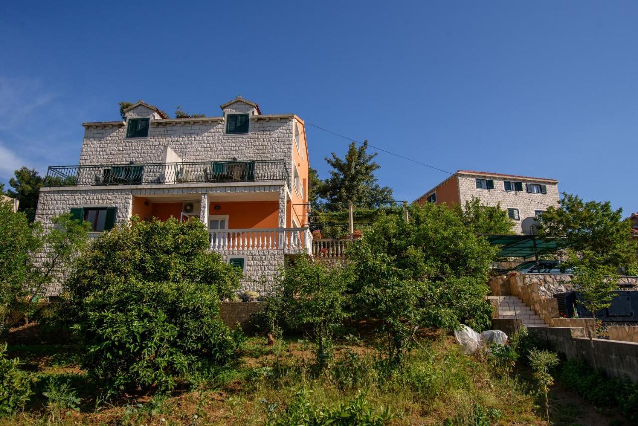 Stermasi Apartments Saplunara Exterior photo