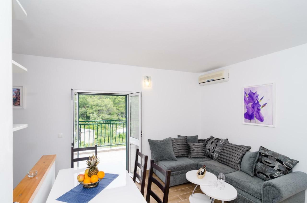Stermasi Apartments Saplunara Exterior photo
